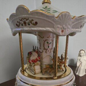 Lenox Holiday carousel centerpiece